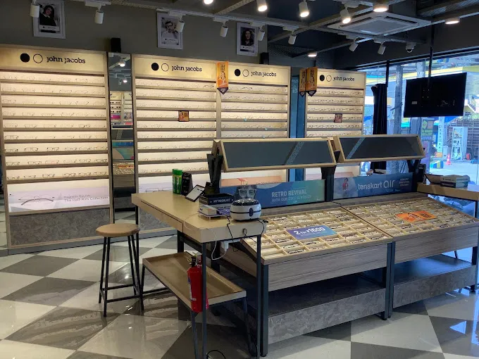 Lenskart.com Flagship Store at Madipakkam Kaiveli